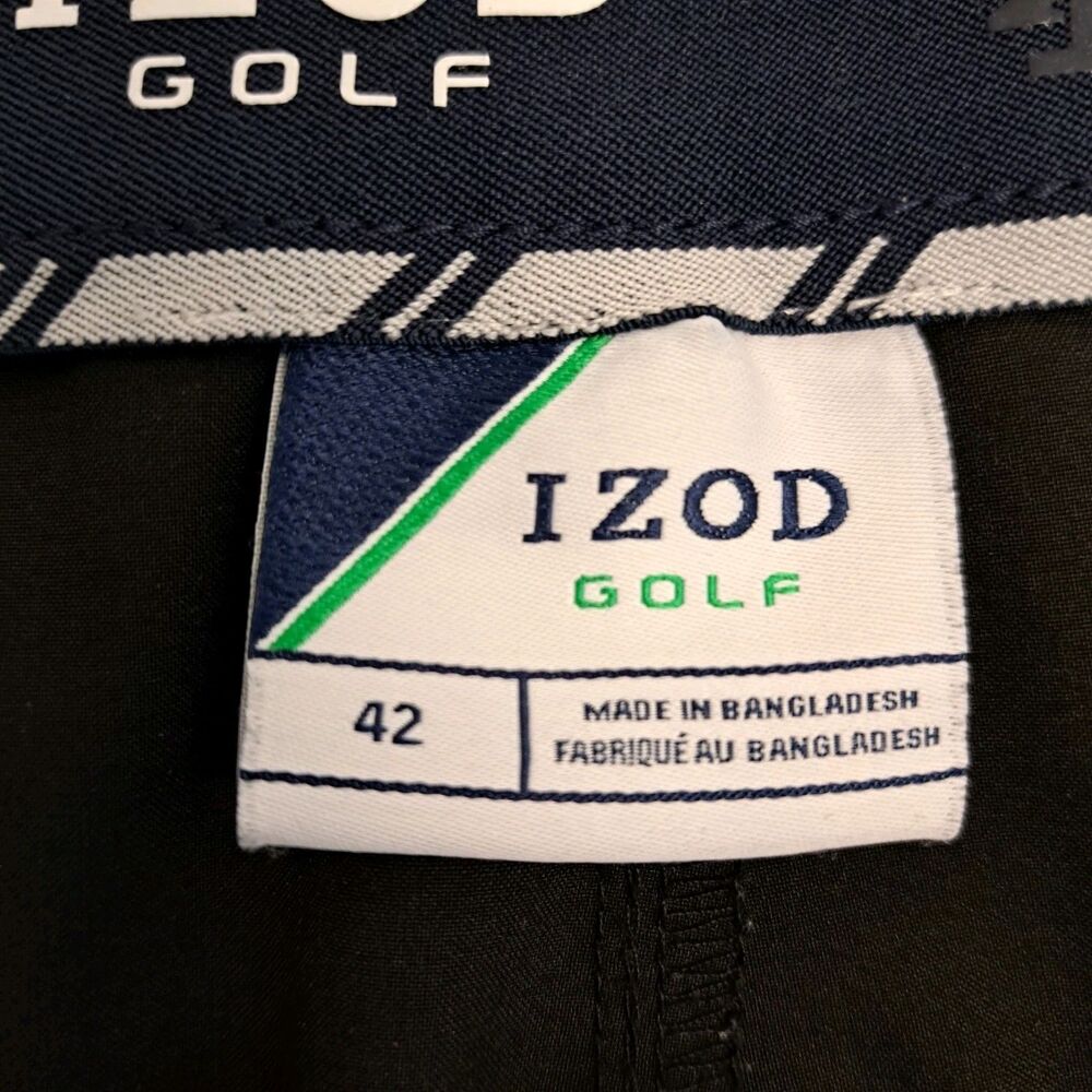 IZOD Golf Shorts Men's Black 42 Quick-Dry Cargo Pockets - Picture 3 of 7